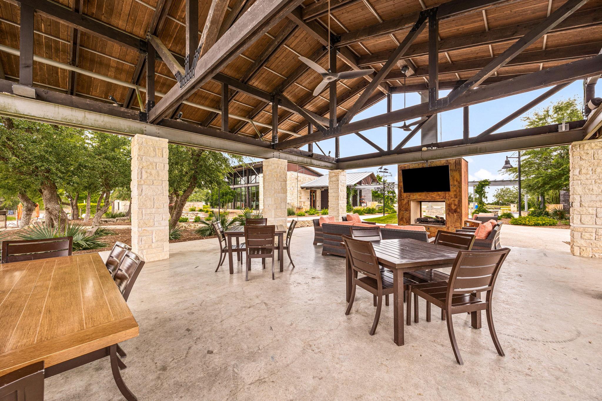 196 Moonlit Stream Pass, Dripping Springs, TX 78620