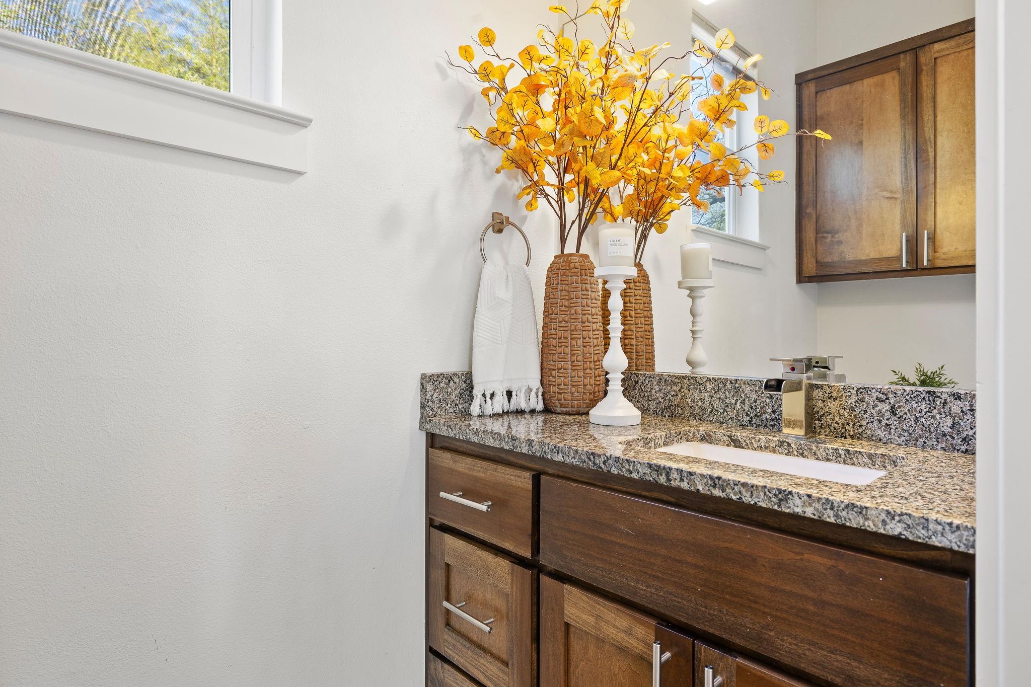 802 Valdez St # B, Austin, TX 78741