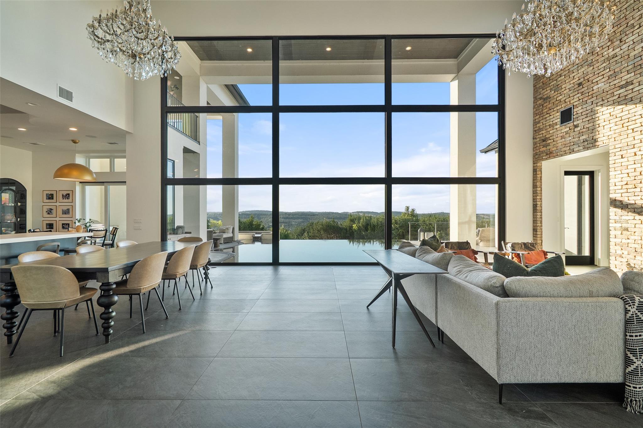 4300 Derrick Cv, Spicewood, TX 78669