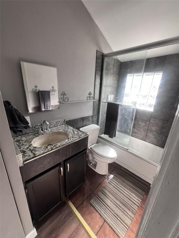 1000 E 53rd St # B, Austin, TX 78751