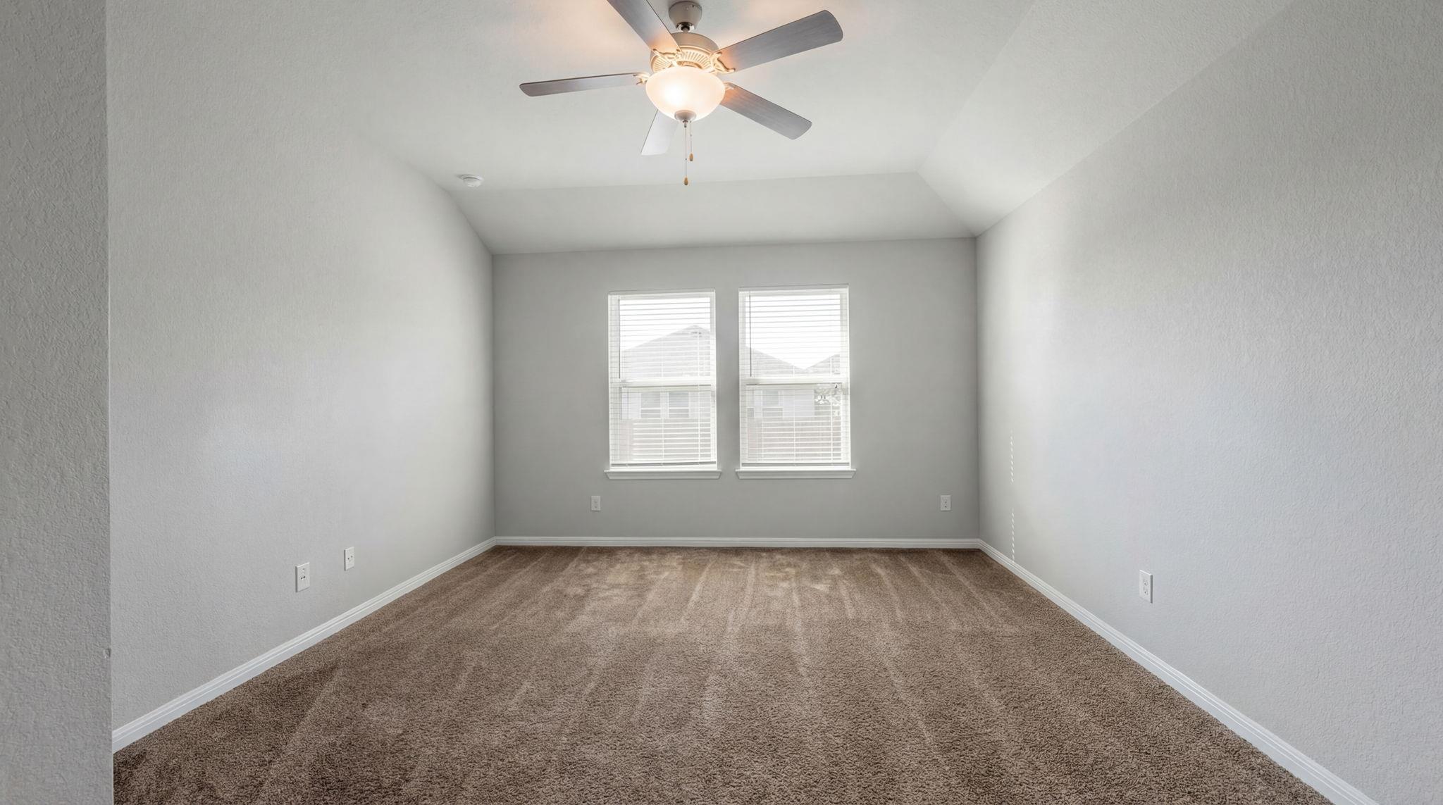 1003 Round Bale Rd, Hutto, TX 78634