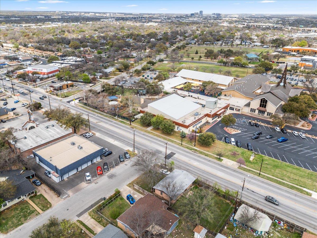 7813 Northwest Dr, Austin, TX 78757