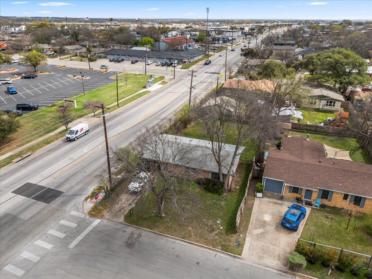 7813 Northwest Dr, Austin, TX 78757