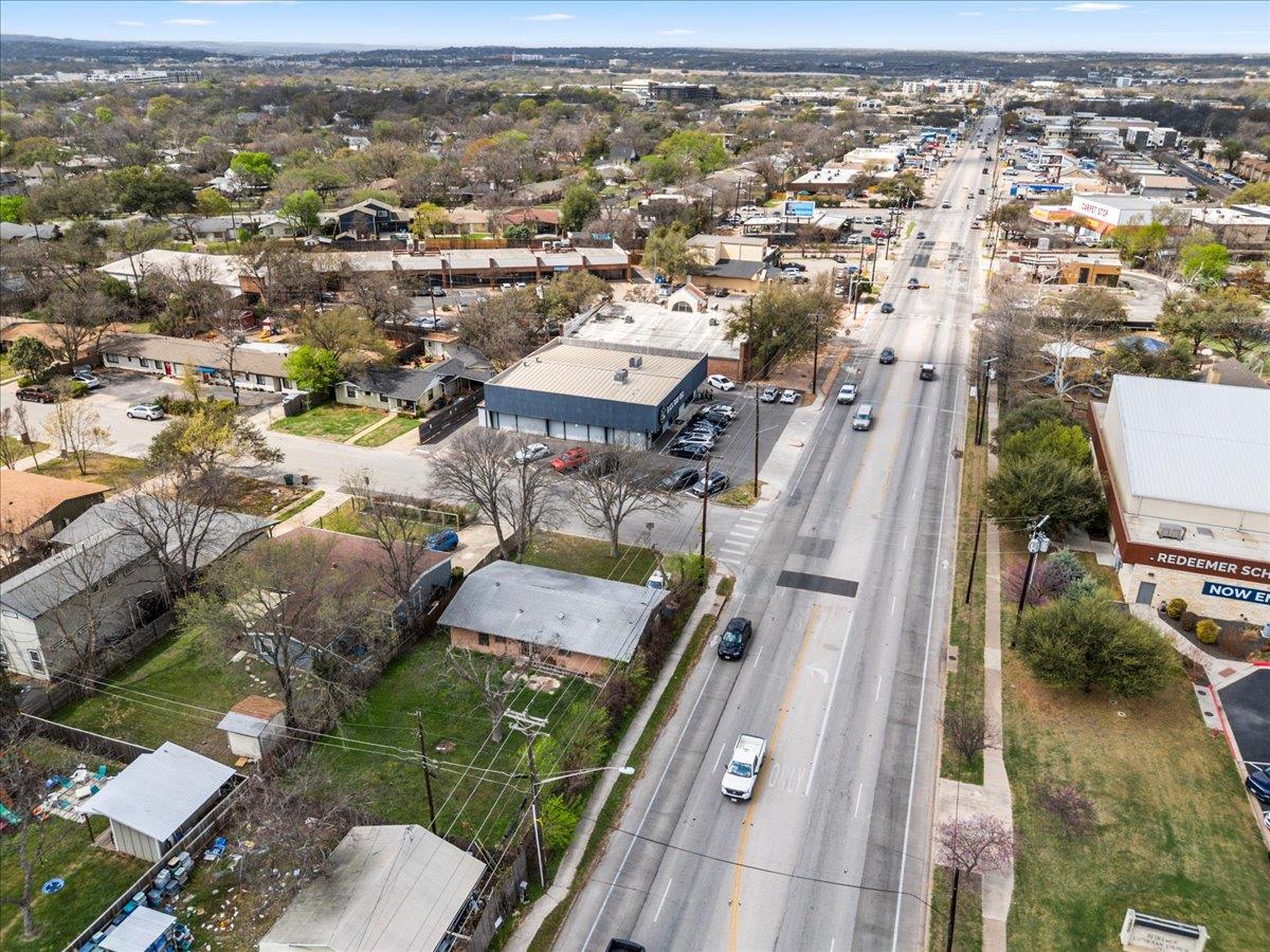 7813 Northwest Dr, Austin, TX 78757