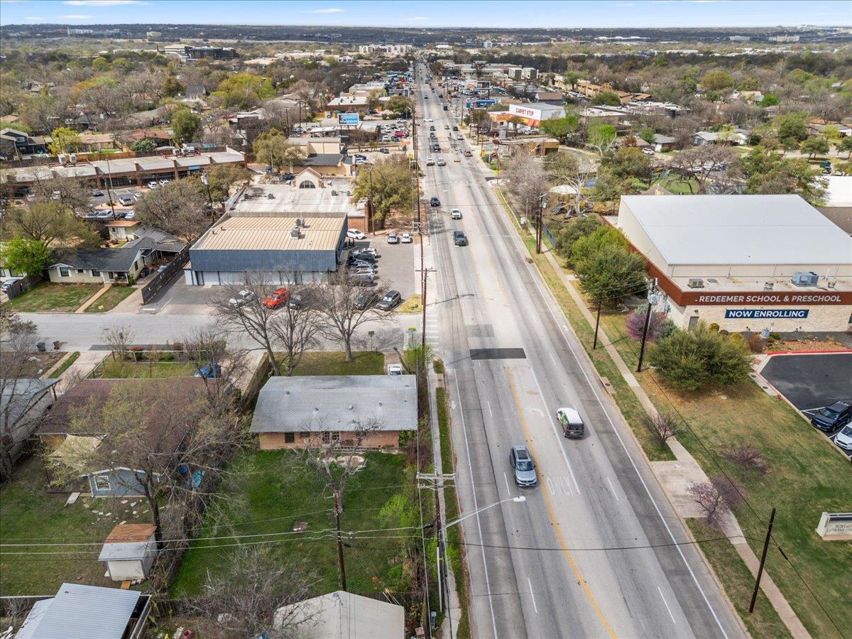 7813 Northwest Dr, Austin, TX 78757