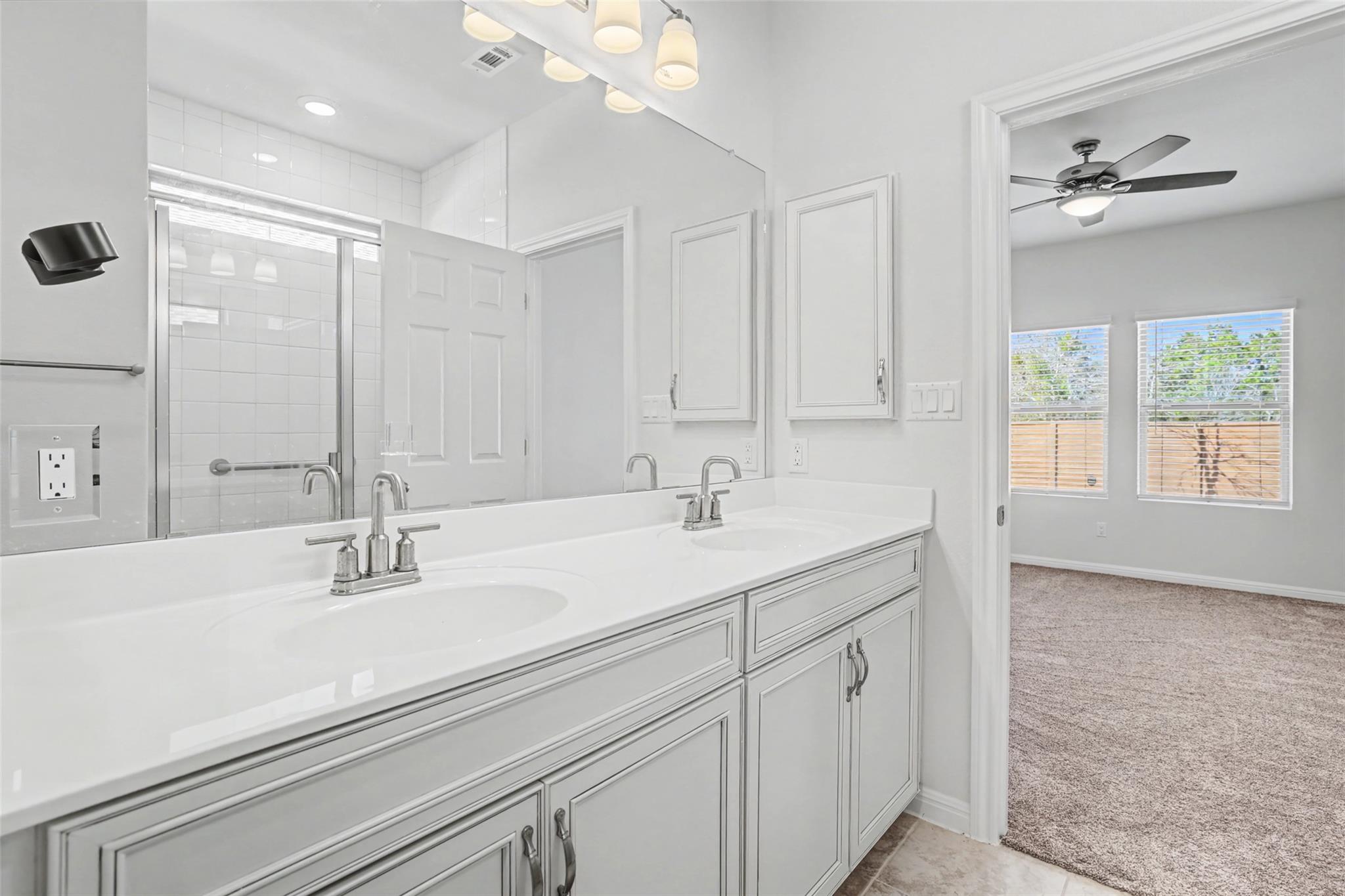 382 Smithsonian Ln, Kyle, TX 78640