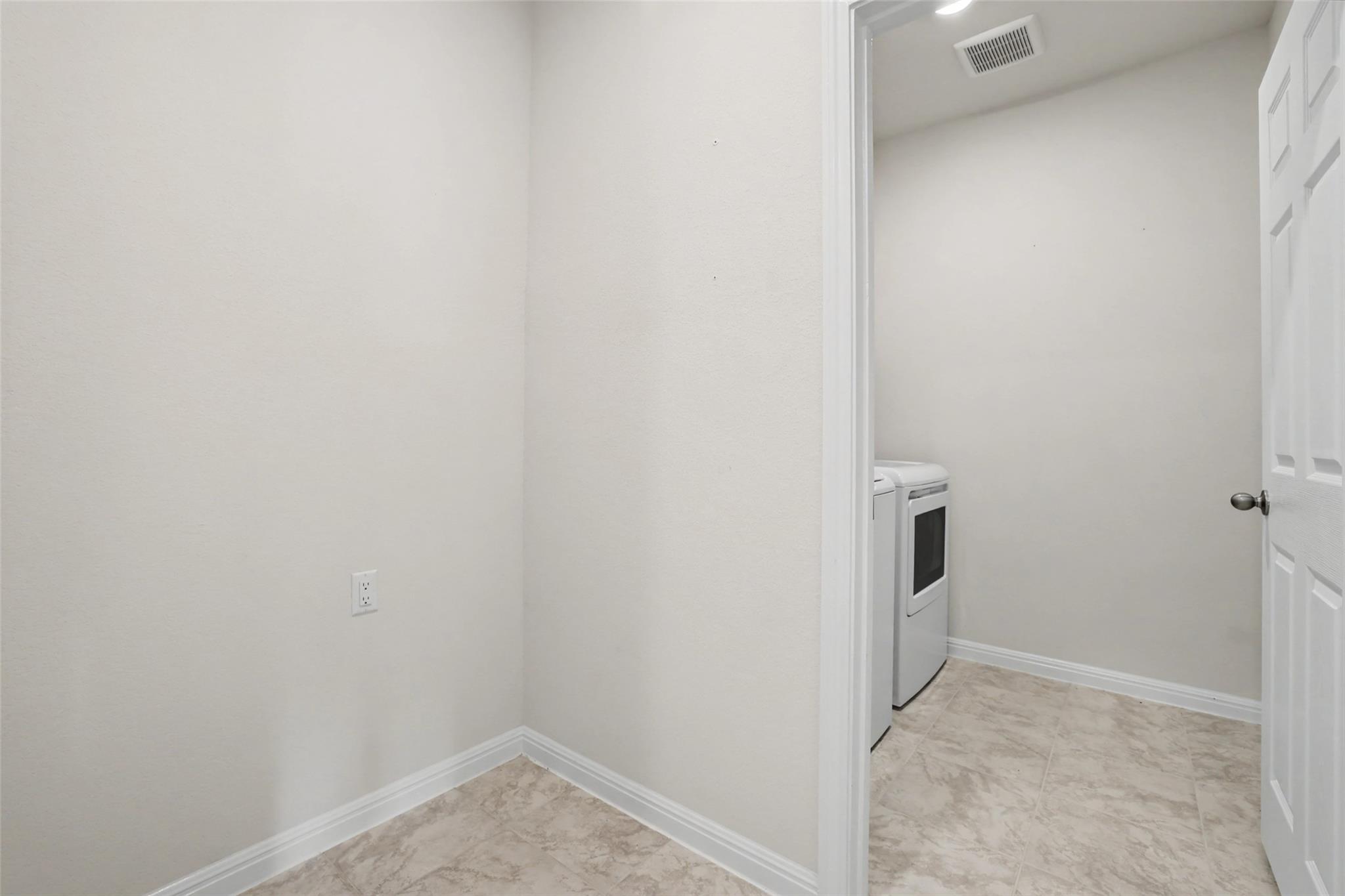 382 Smithsonian Ln, Kyle, TX 78640