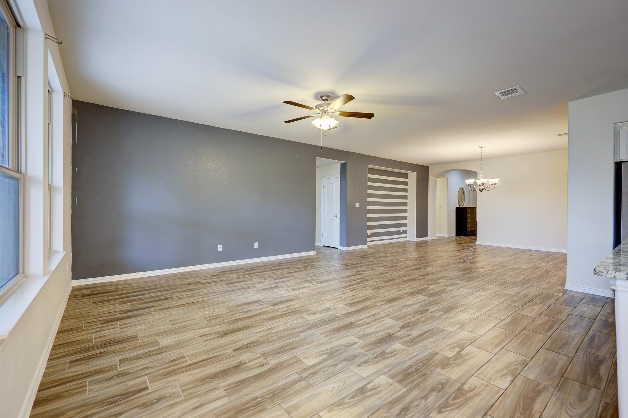 4123 Van Ness Dr, Round Rock, TX 78681