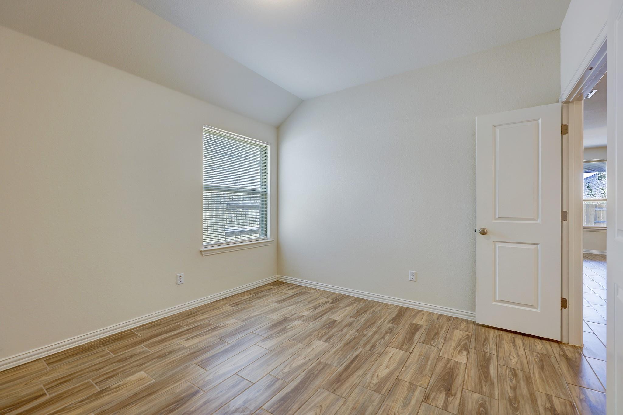 4123 Van Ness Dr, Round Rock, TX 78681