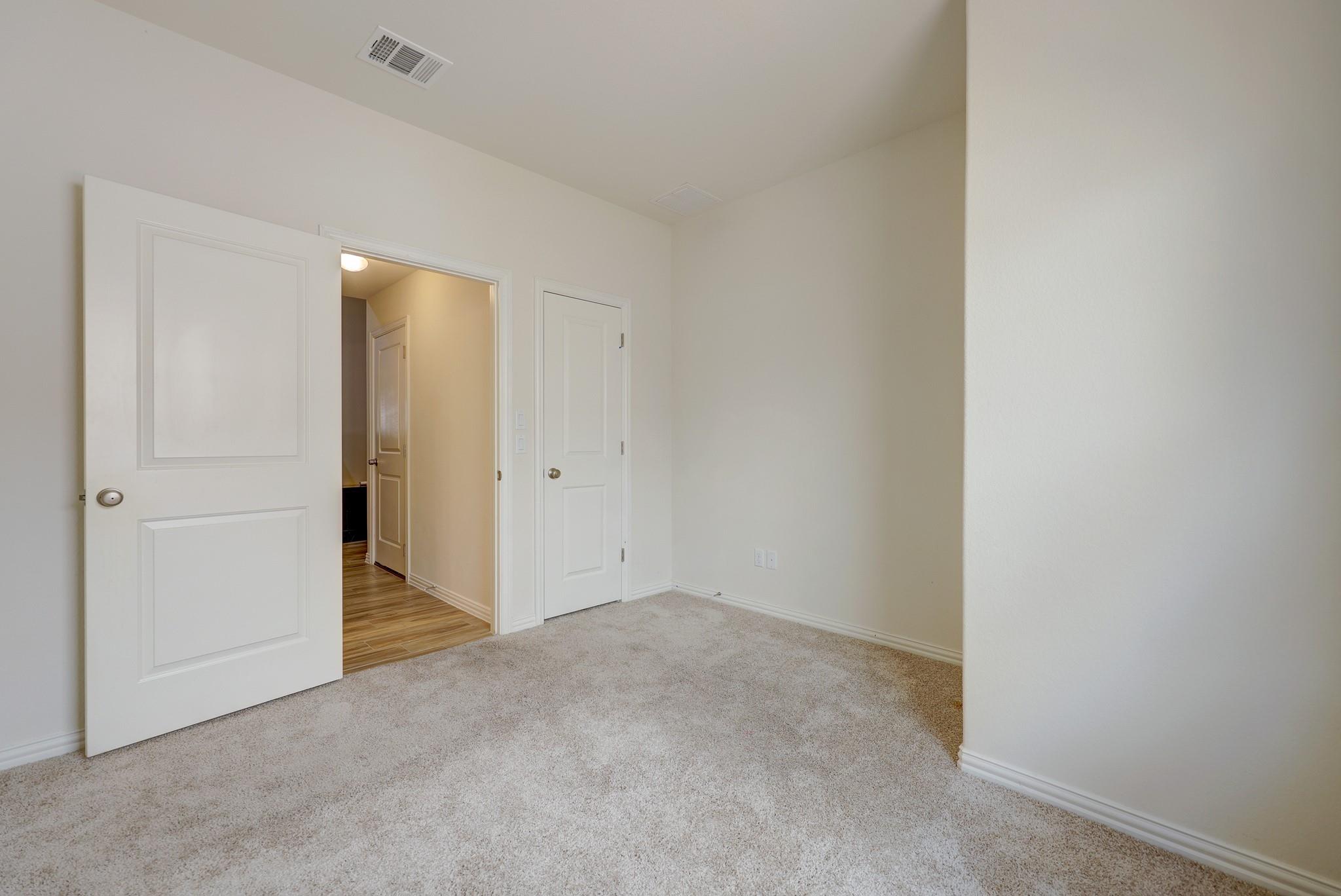 4123 Van Ness Dr, Round Rock, TX 78681