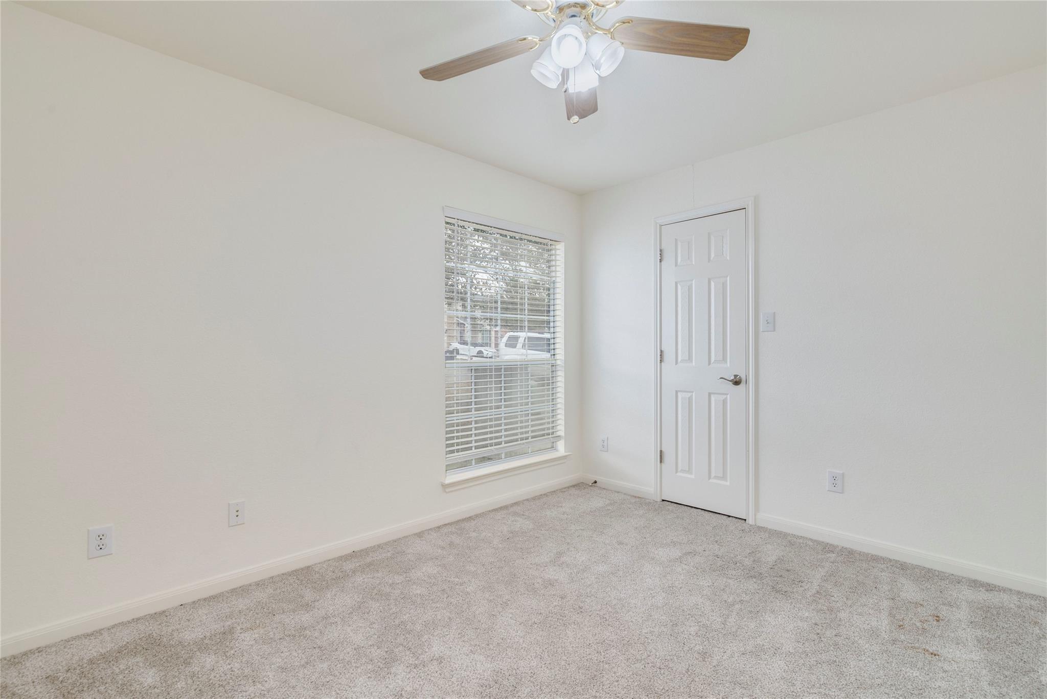 740 Dark Horse Ln, Buda, TX 78610