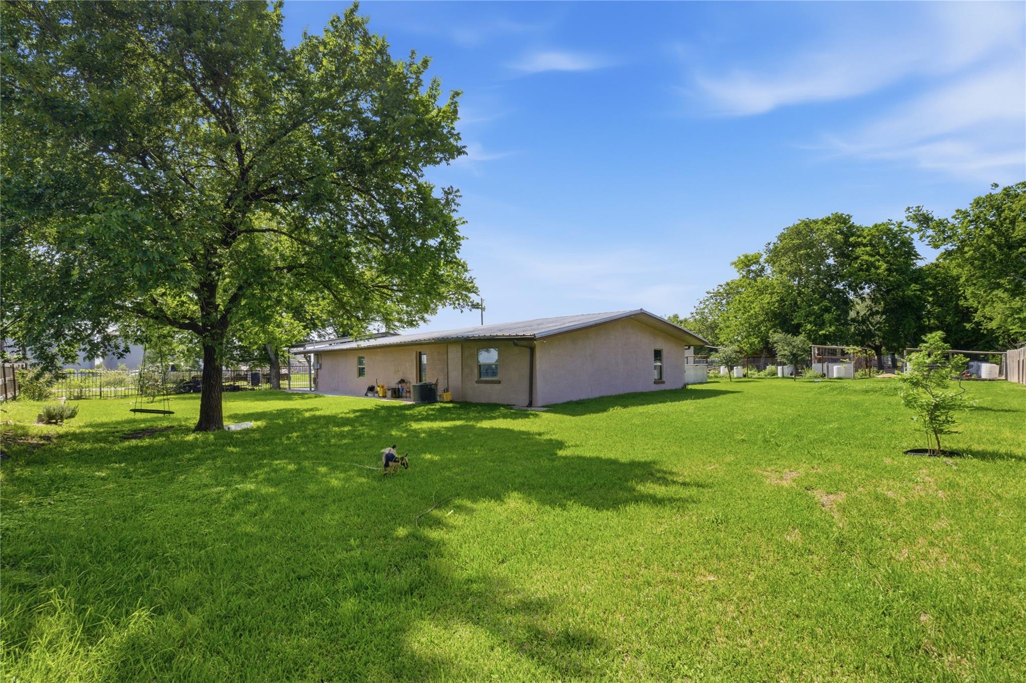 5716 Avenue C, Heidenheimer, TX 76501