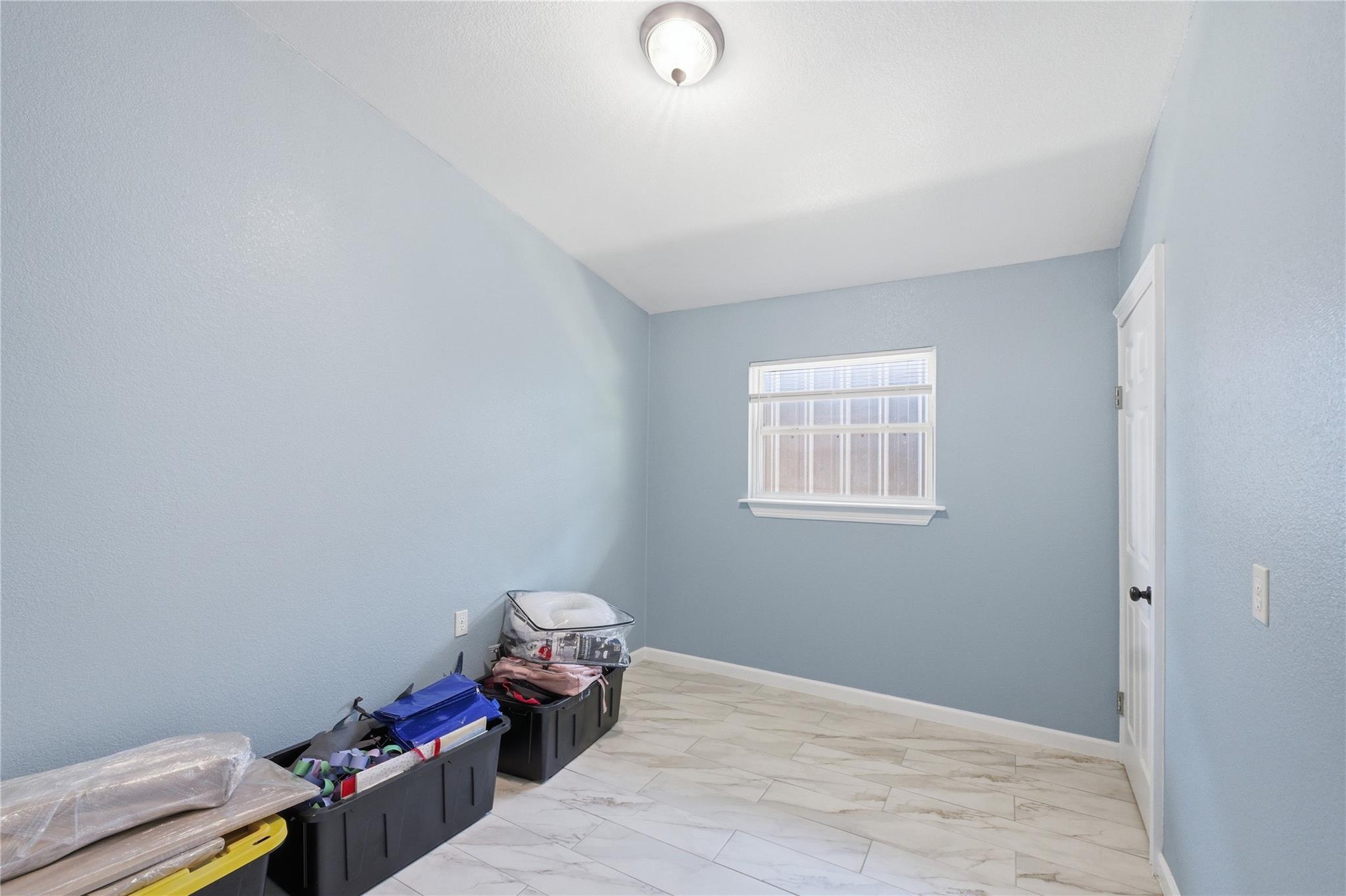 5716 Avenue C, Heidenheimer, TX 76501