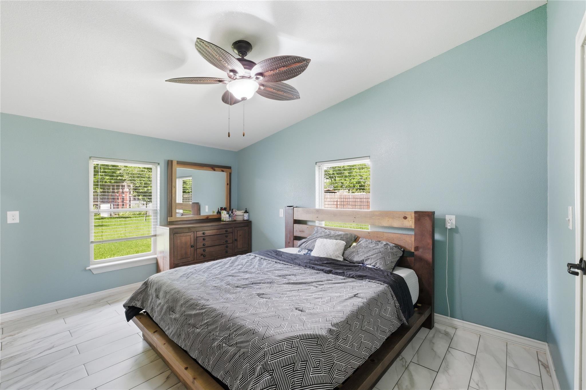 5716 Avenue C, Heidenheimer, TX 76501