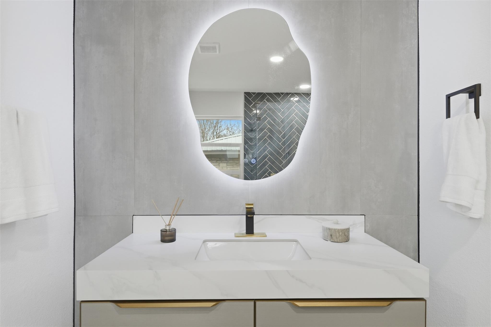 11302 Eubank Dr, Austin, TX 78758