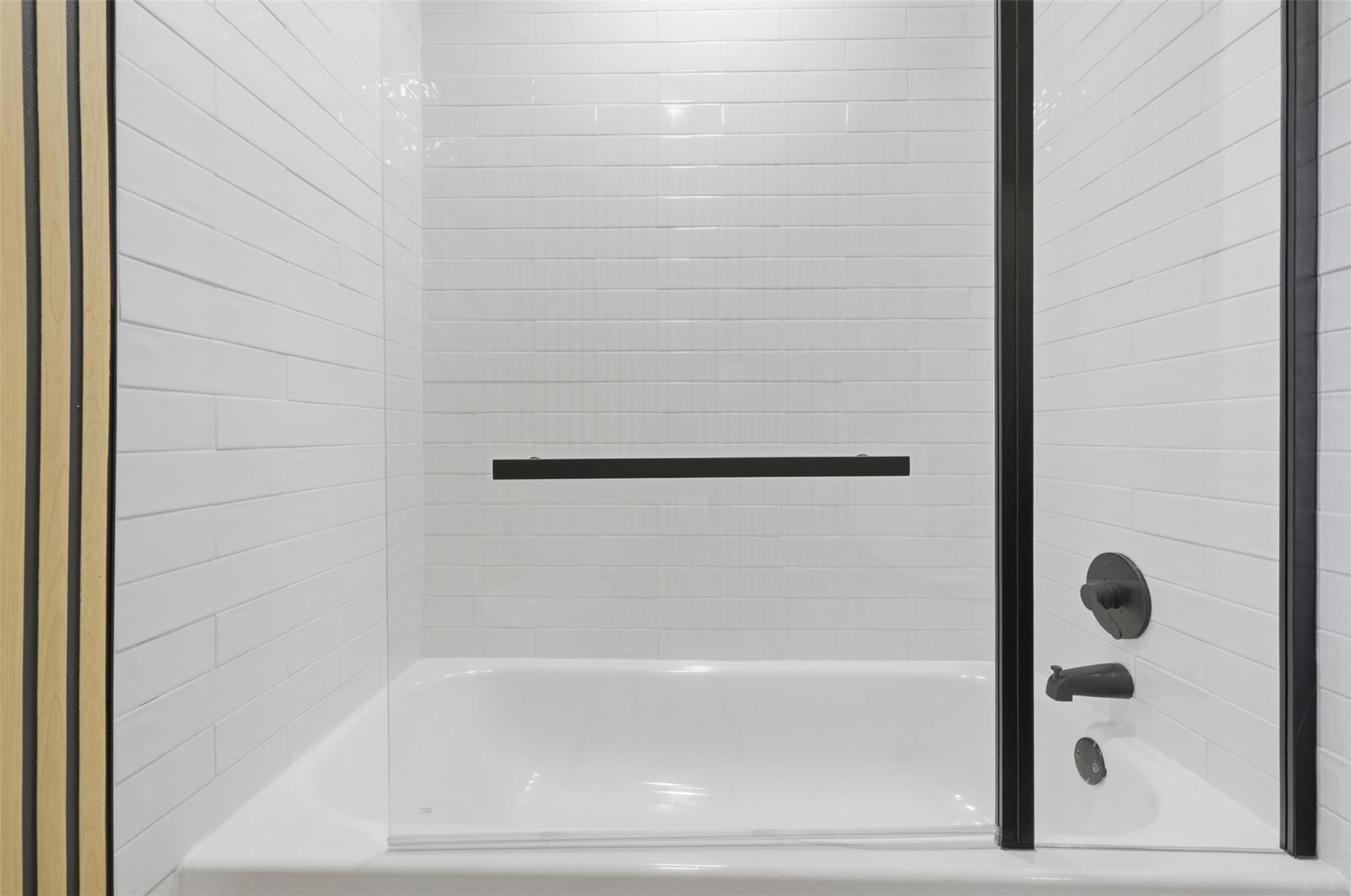 11302 Eubank Dr, Austin, TX 78758