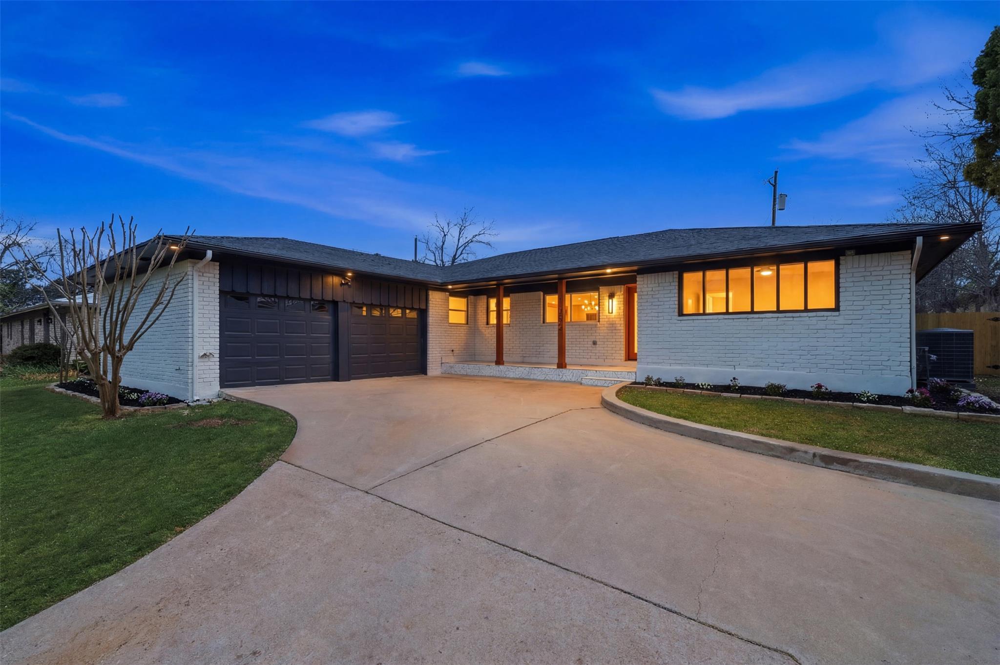 11302 Eubank Dr, Austin, TX 78758