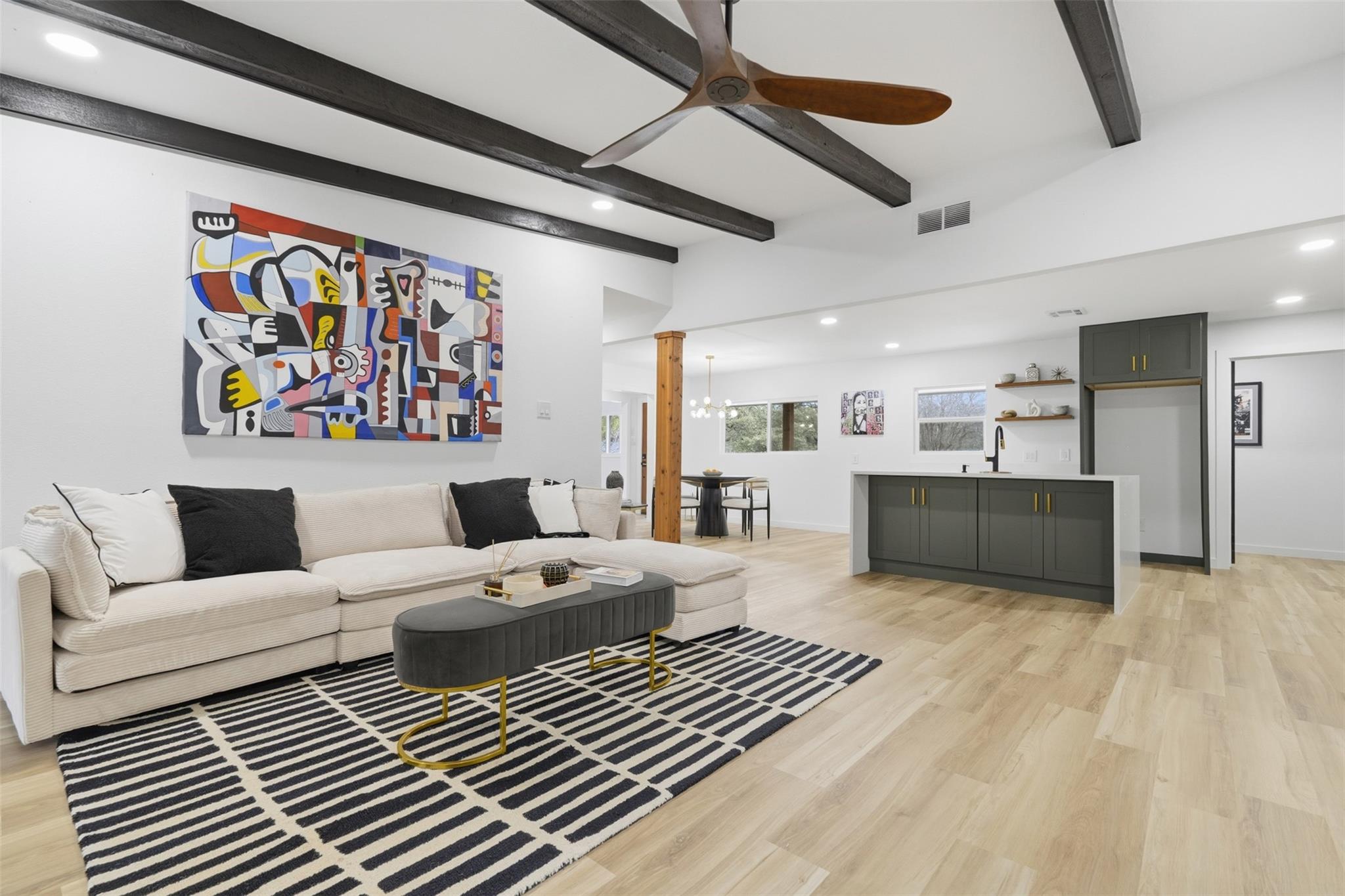 11302 Eubank Dr, Austin, TX 78758