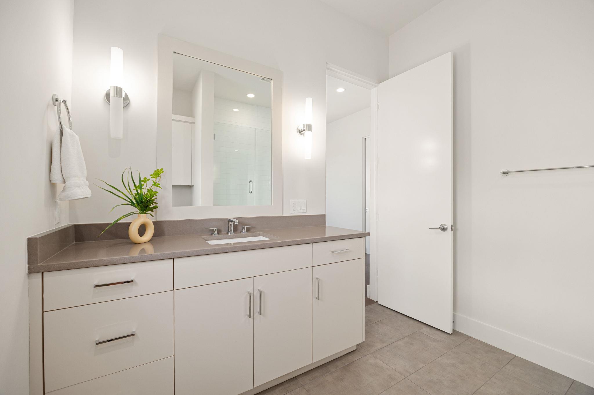 6504 W Courtyard Dr, Austin, TX 78730