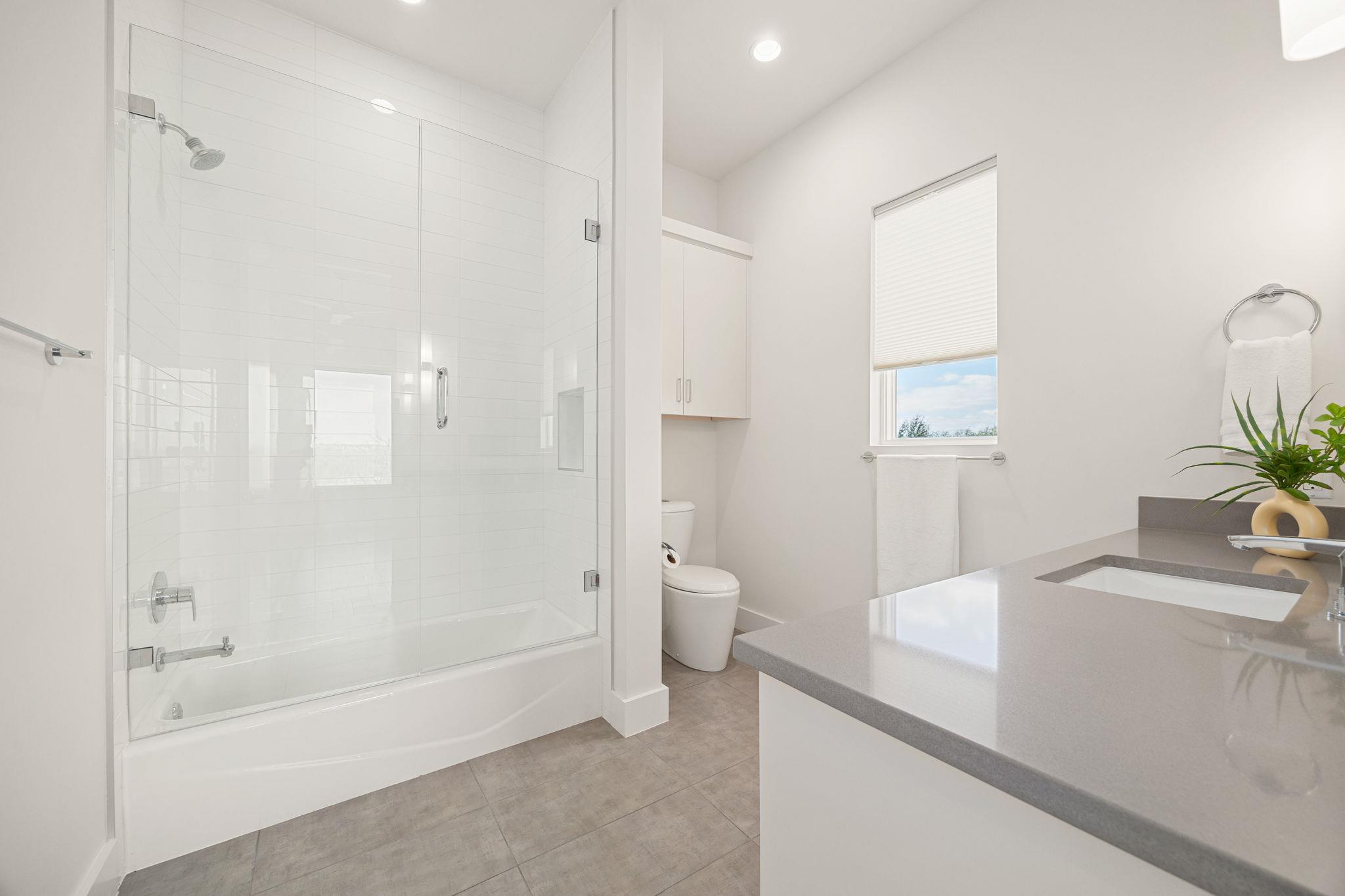 6504 W Courtyard Dr, Austin, TX 78730