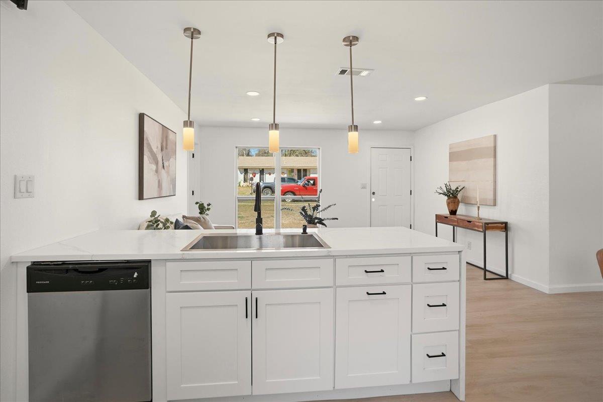 6107 Idlewood Cv, Austin, TX 78745