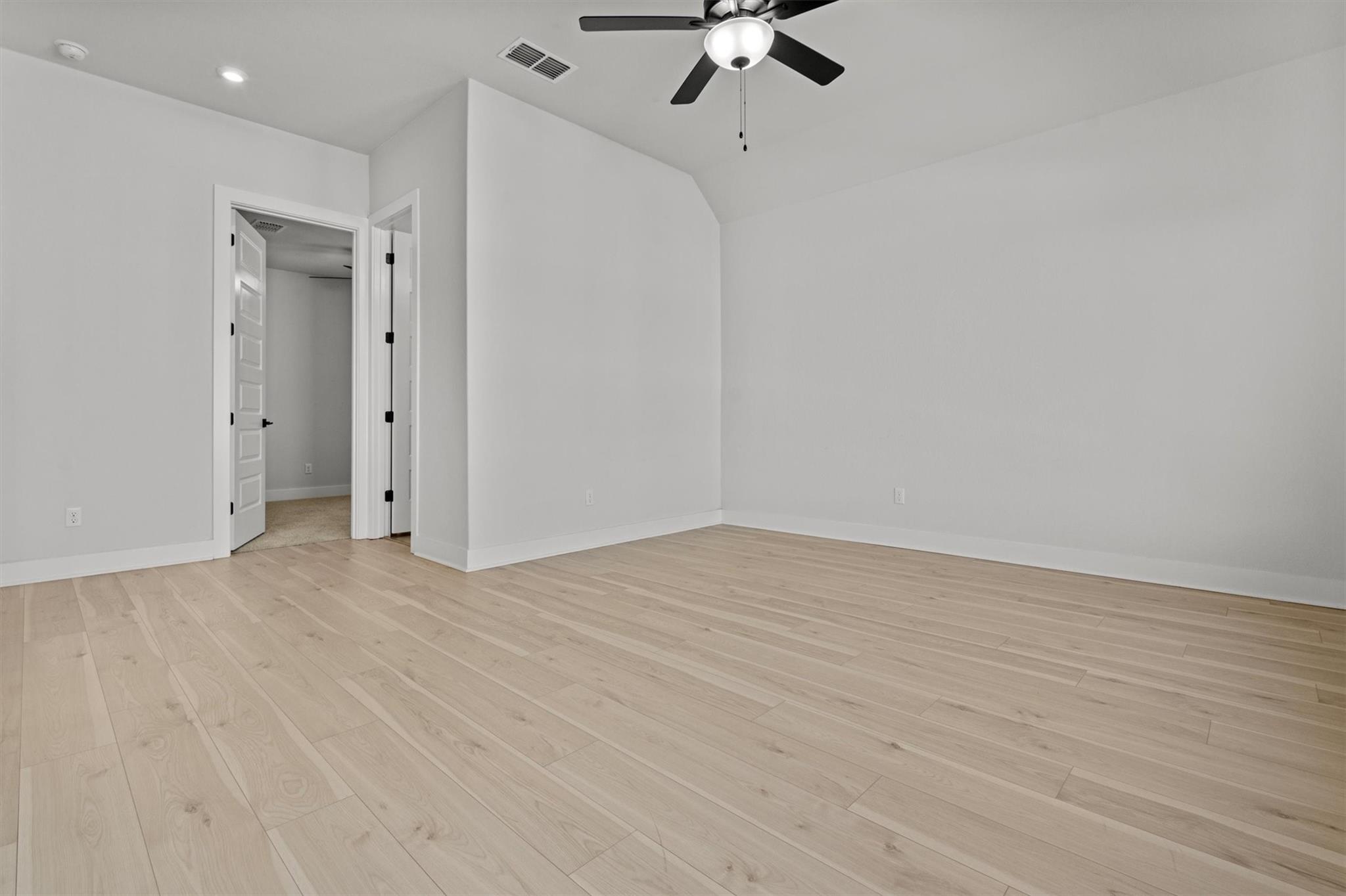 19520 Diversion Cir, Lago Vista, TX 78645