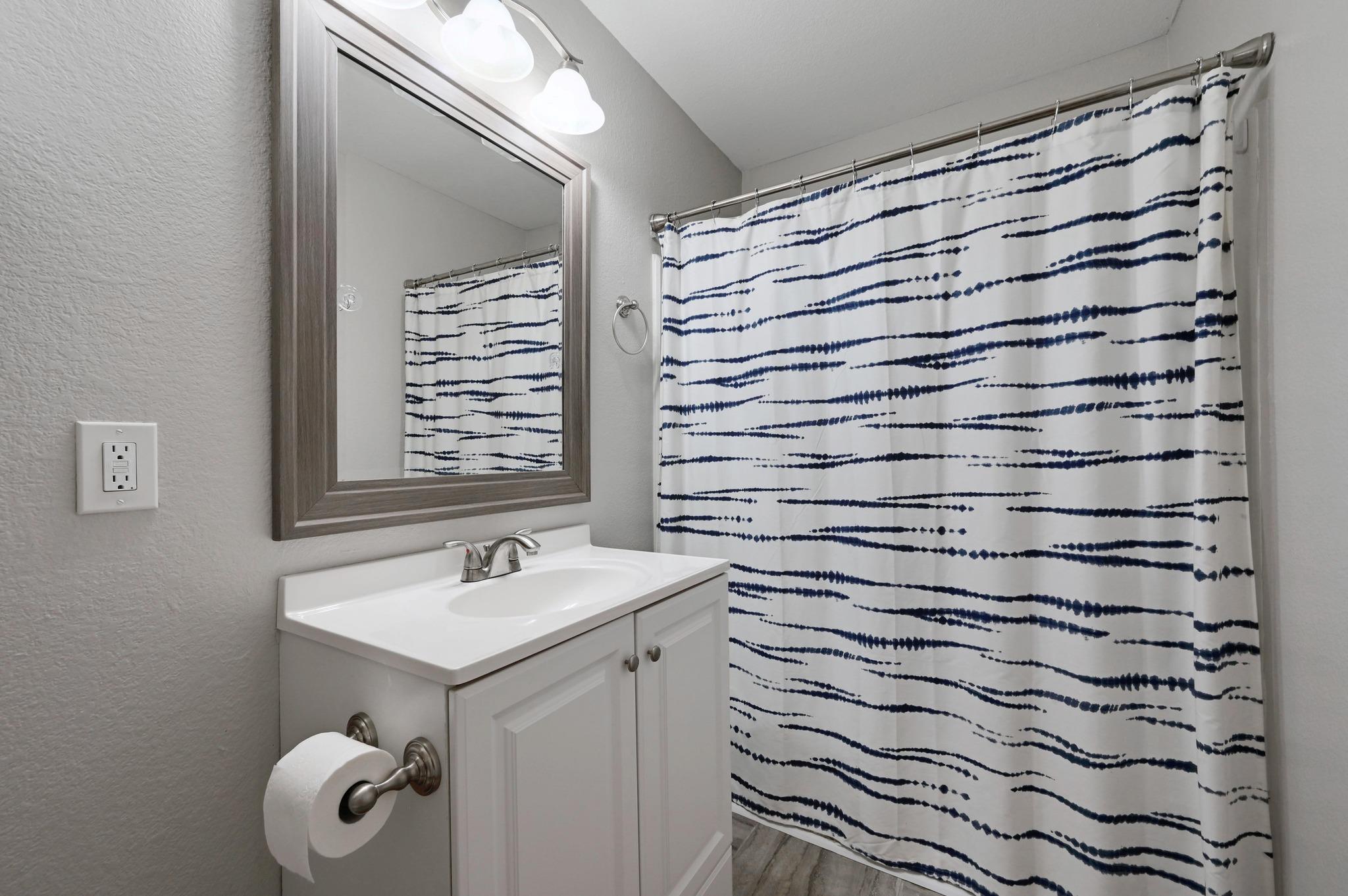 13404 Coomes Dr, Del Valle, TX 78617