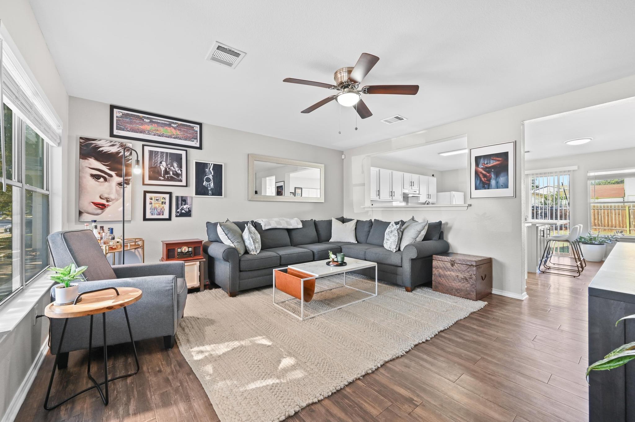 13404 Coomes Dr, Del Valle, TX 78617