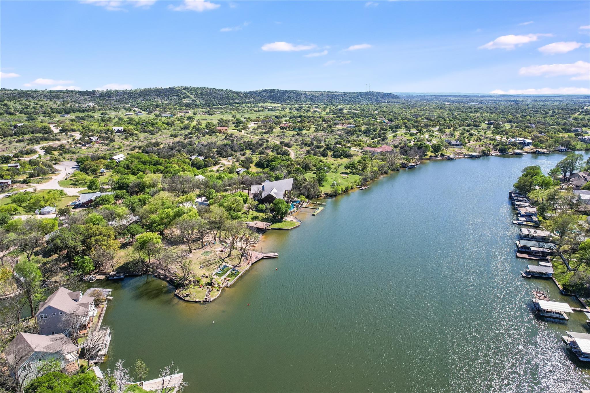 1332 S Lakeside Dr, Kingsland, TX 78611