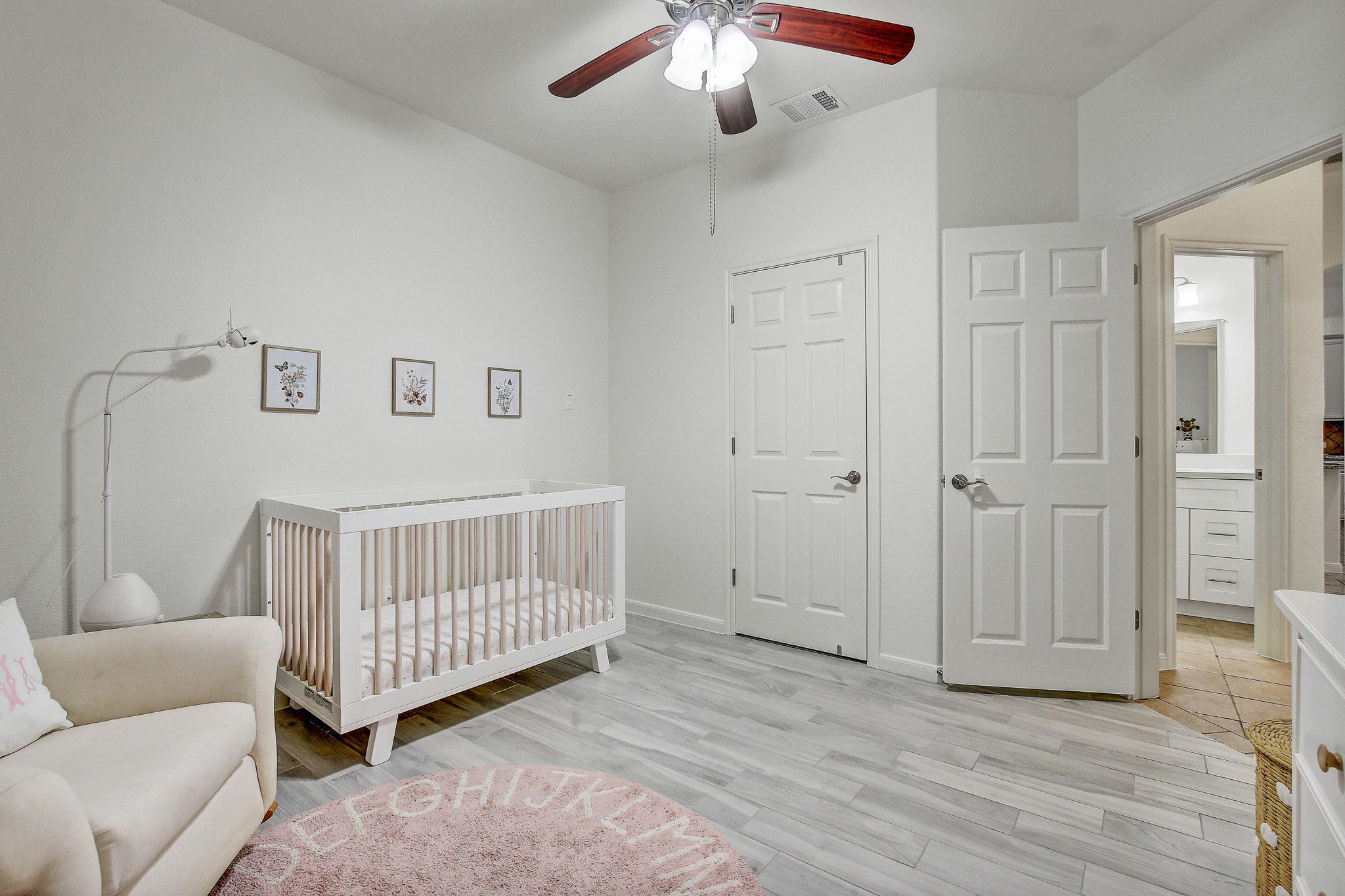 7334 W Magic Mountain Ln, Round Rock, TX 78681