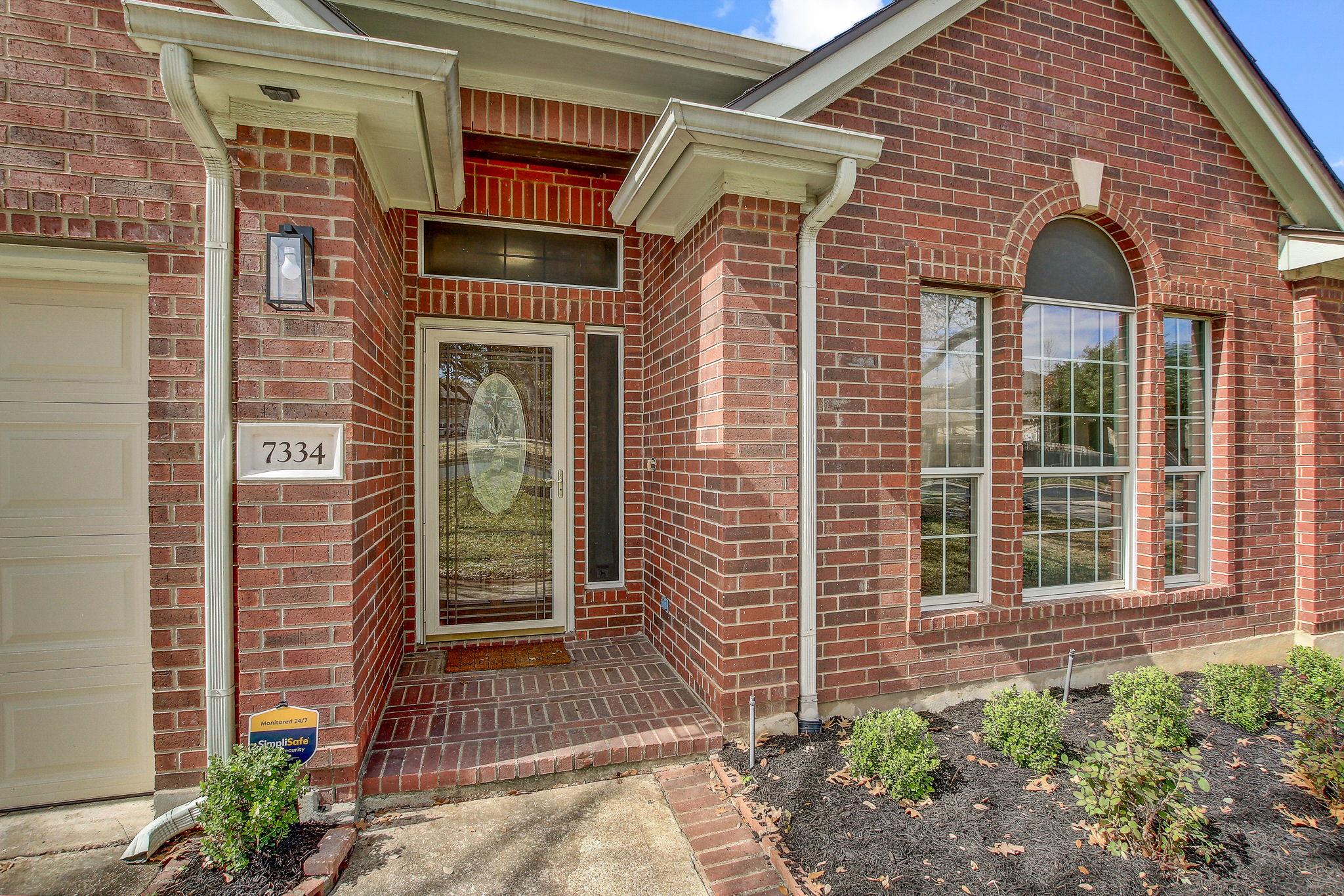 7334 W Magic Mountain Ln, Round Rock, TX 78681