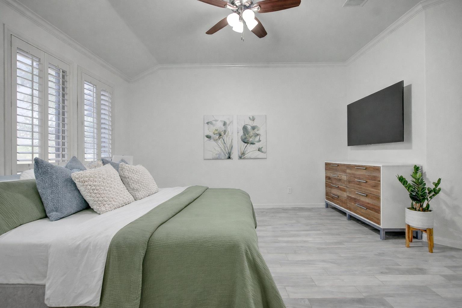 7334 W Magic Mountain Ln, Round Rock, TX 78681