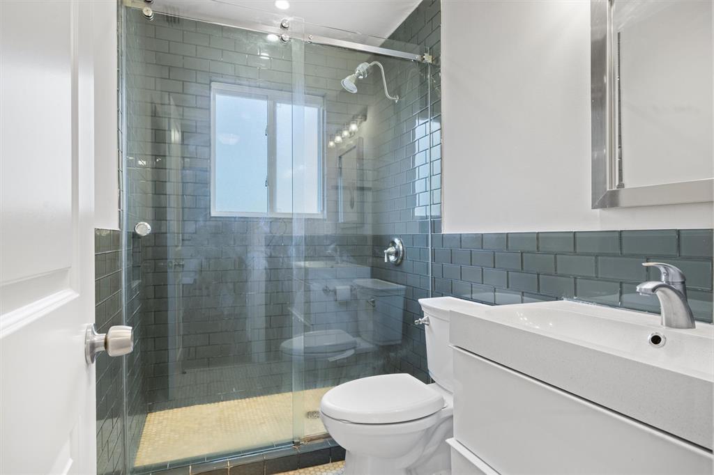 9504 N Creek Dr, Austin, TX 78753