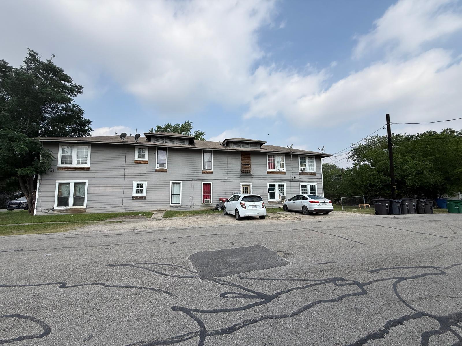 541 Hammond Ave Ave # 8, San Antonio, TX 78210