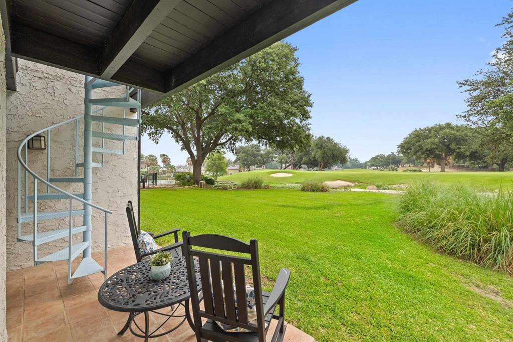 402 Lost Echo # 8, Horseshoe Bay, TX 78657