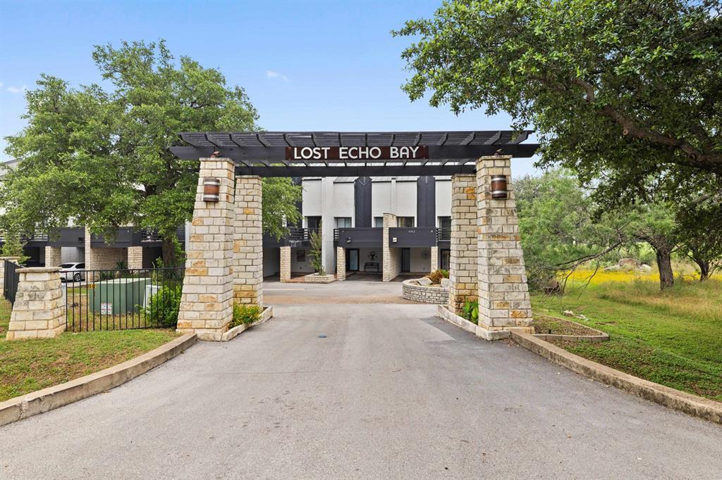 402 Lost Echo # 8, Horseshoe Bay, TX 78657
