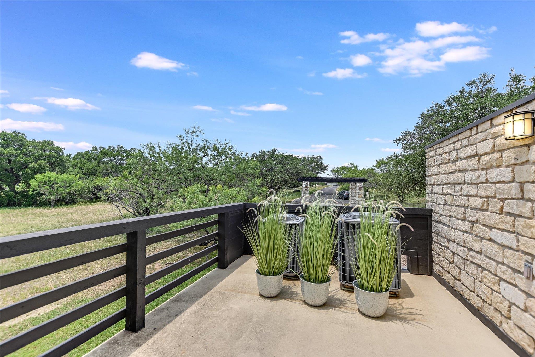 402 Lost Echo # 8, Horseshoe Bay, TX 78657