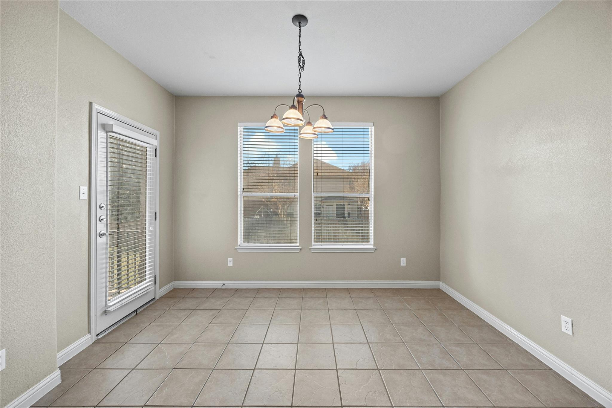 4216 Meadow Vista Ln, Round Rock, TX 78665