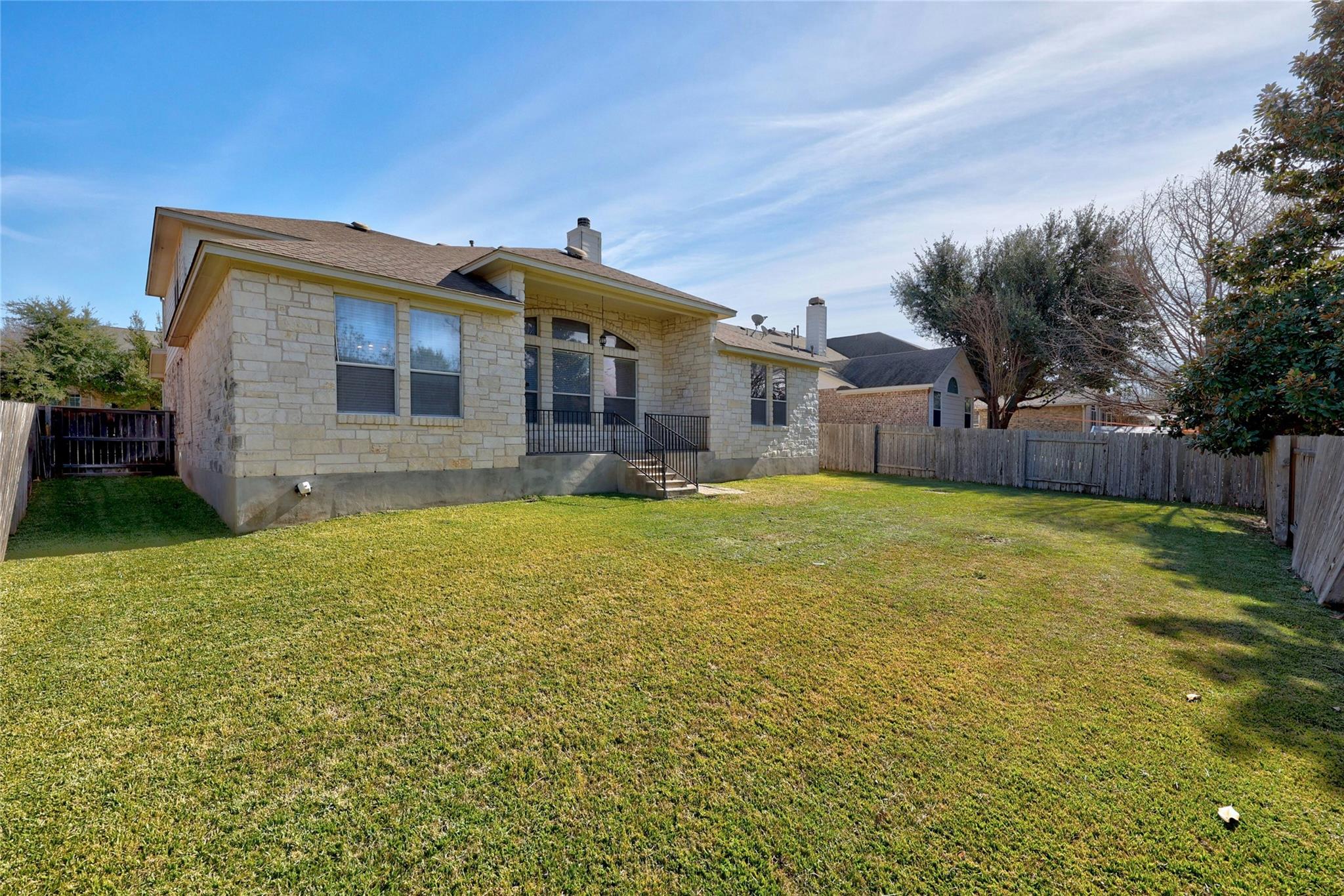 4216 Meadow Vista Ln, Round Rock, TX 78665