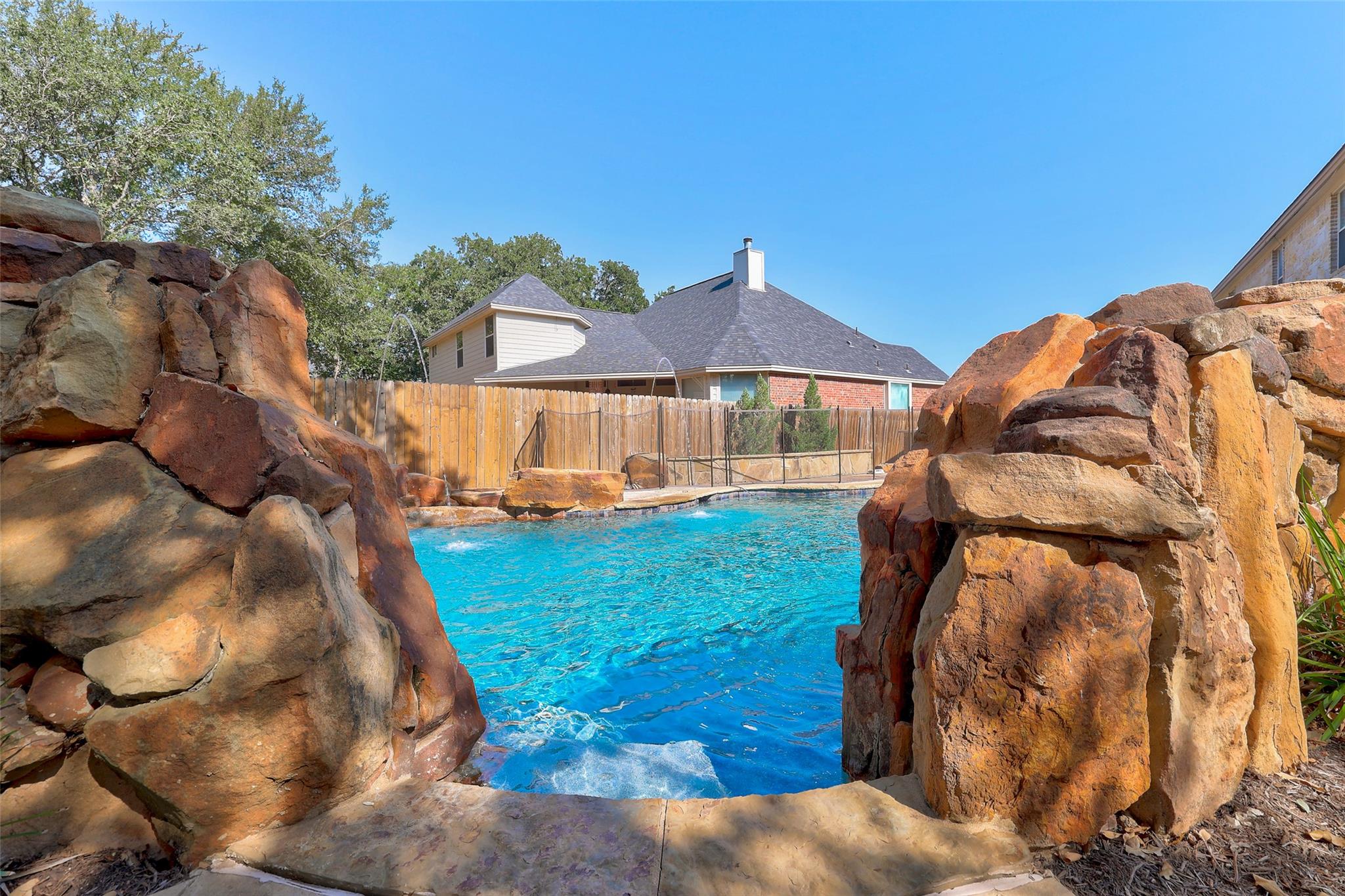 205 Del Aire Ct, Georgetown, TX 78628