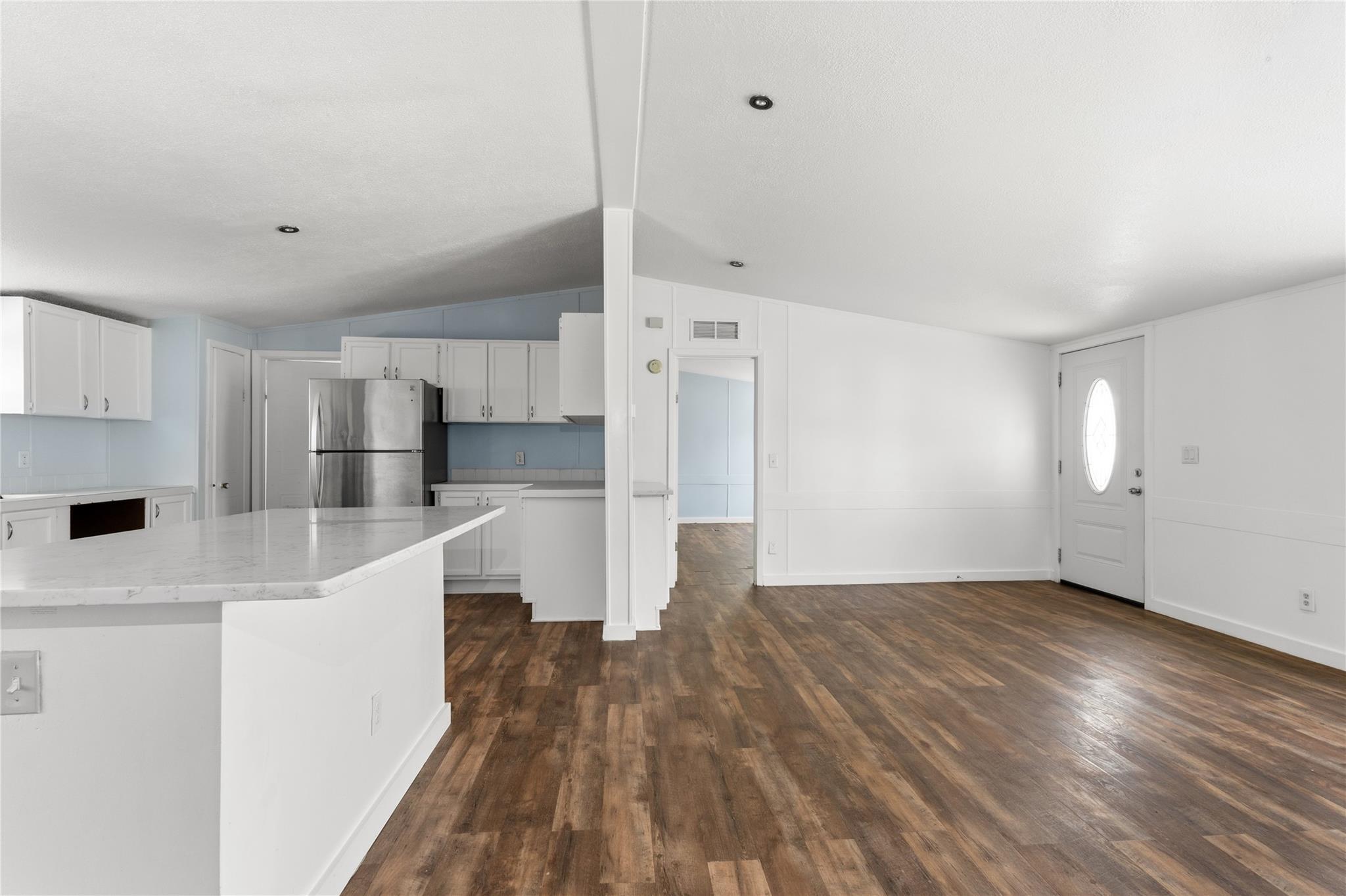 1029 Old Mcdade Rd # C, Elgin, TX 78621