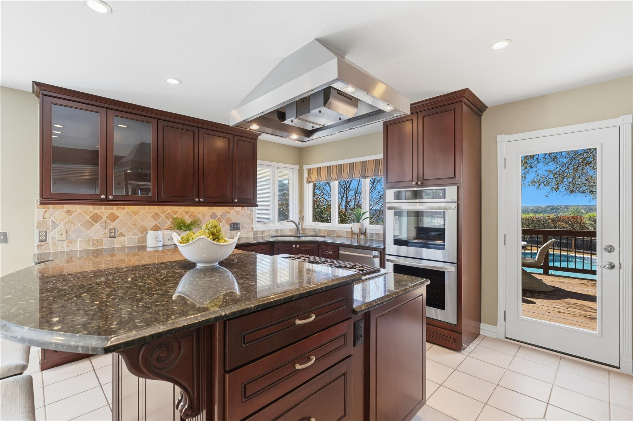 6810 Jester Blvd, Austin, TX 78750