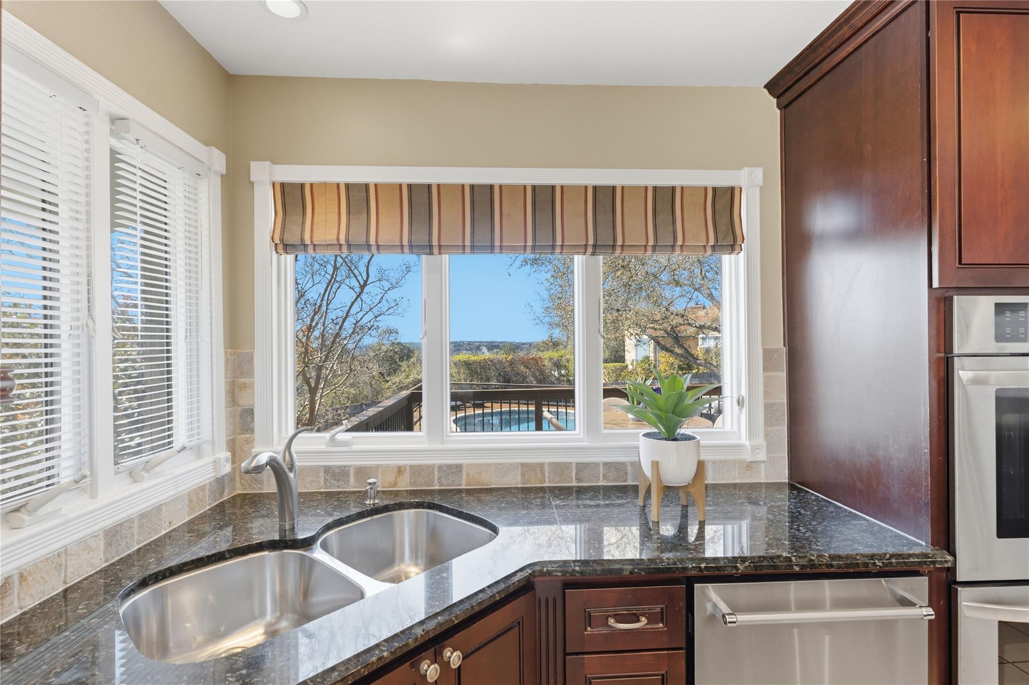 6810 Jester Blvd, Austin, TX 78750