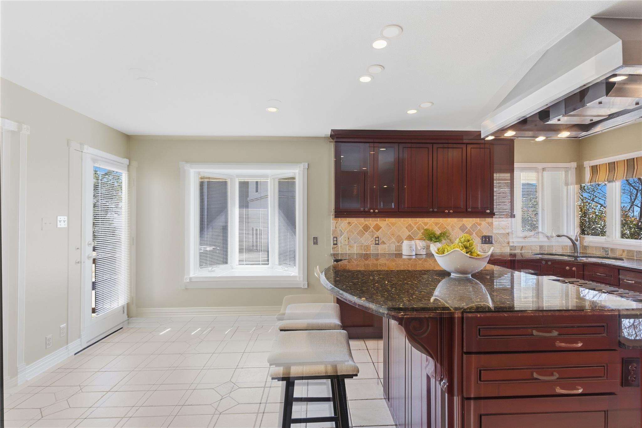 6810 Jester Blvd, Austin, TX 78750