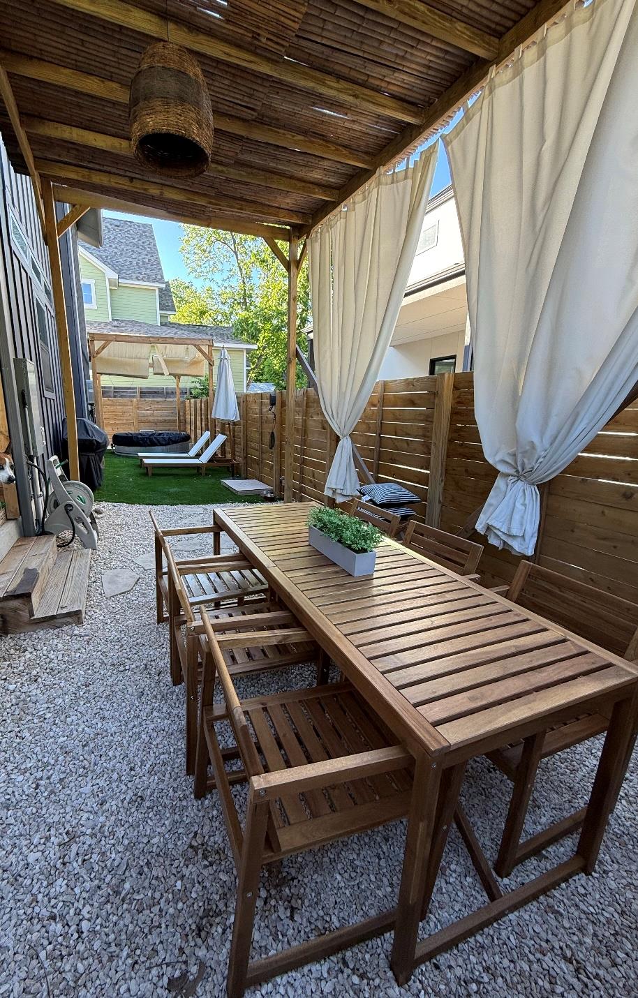 909 Payne Ave # 1, Austin, TX 78757