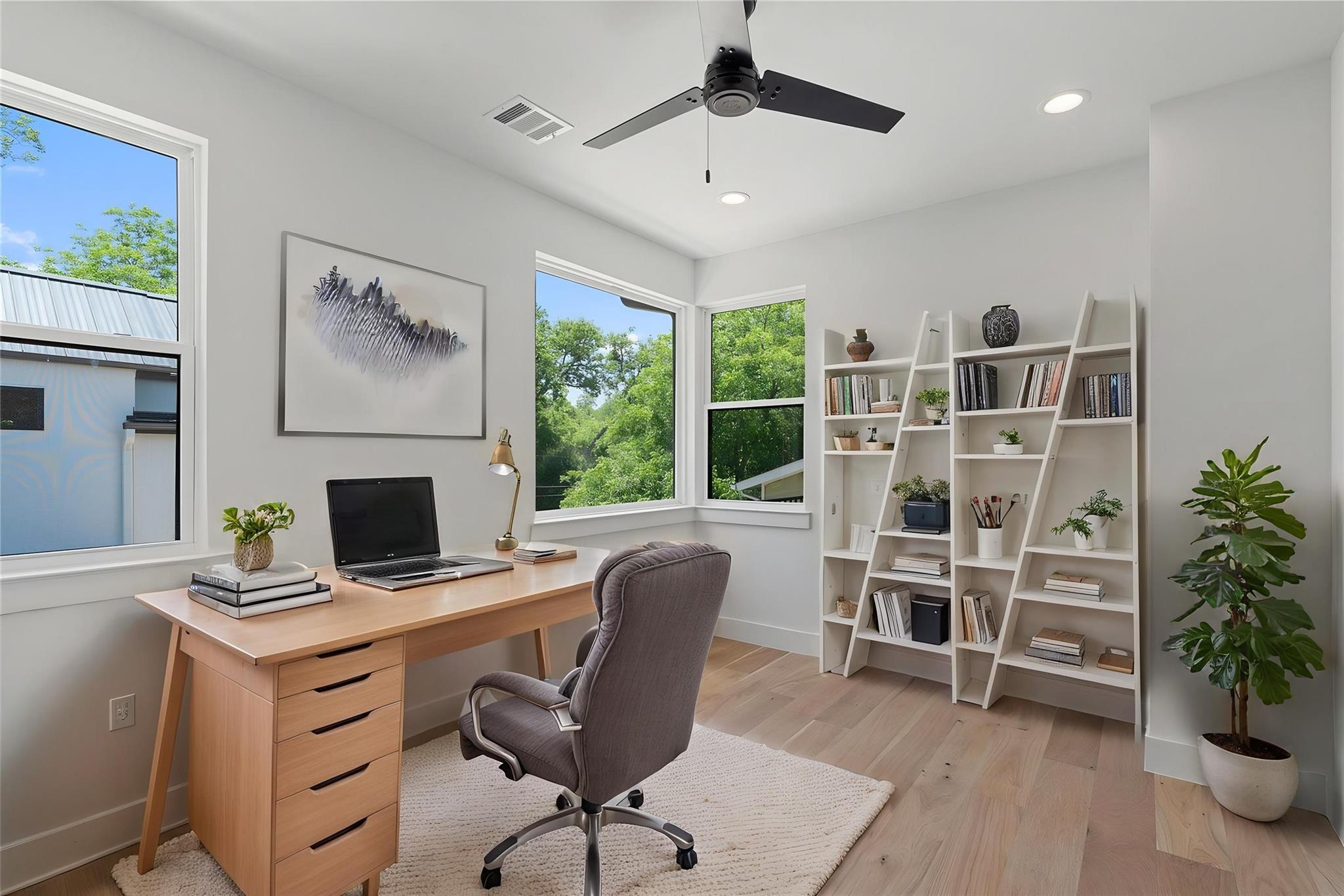 909 Payne Ave # 1, Austin, TX 78757