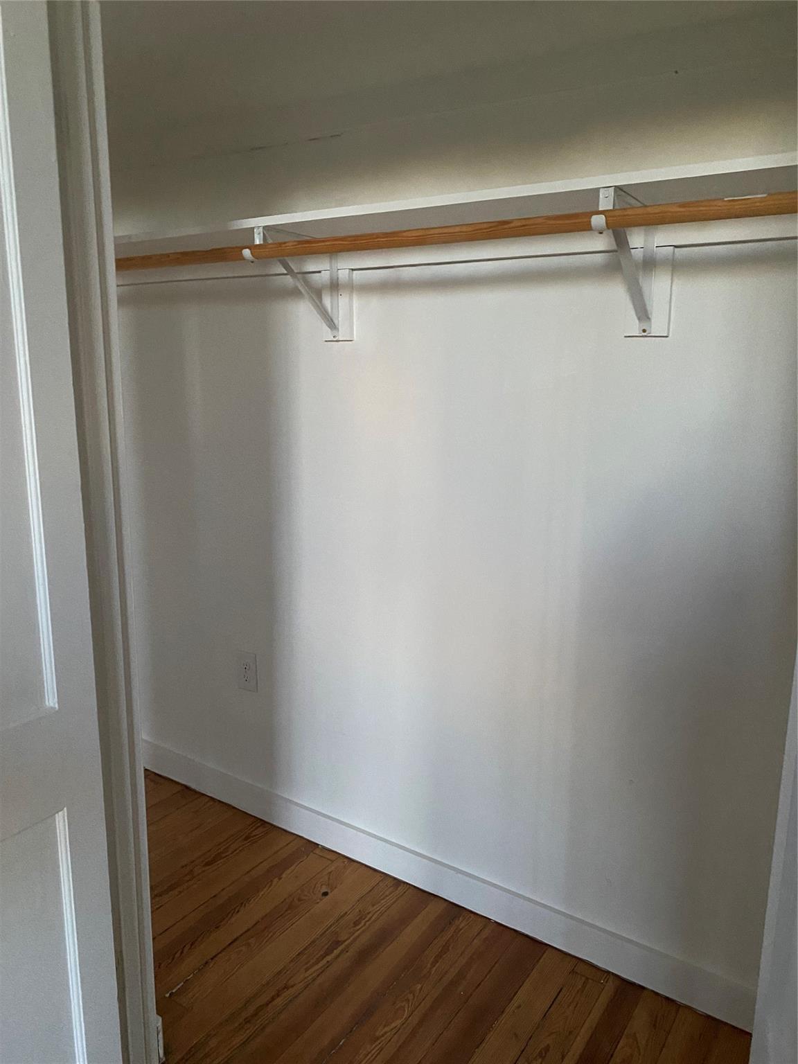 1006 Main St # B, Bastrop, TX 78602