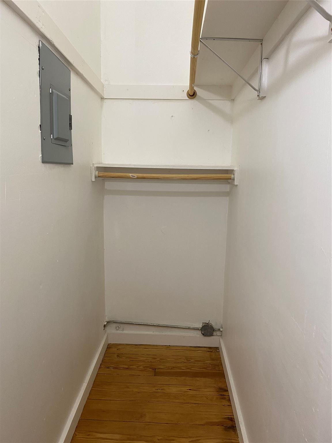 1006 Main St # B, Bastrop, TX 78602