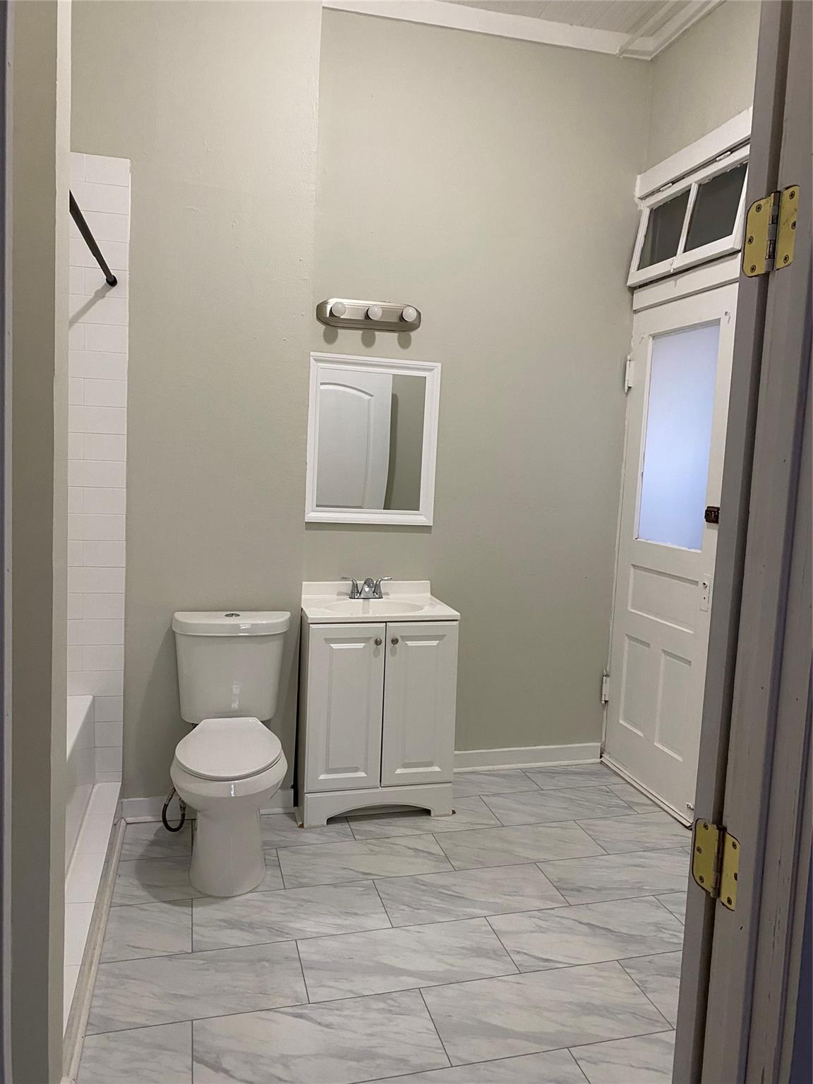 1006 Main St # B, Bastrop, TX 78602