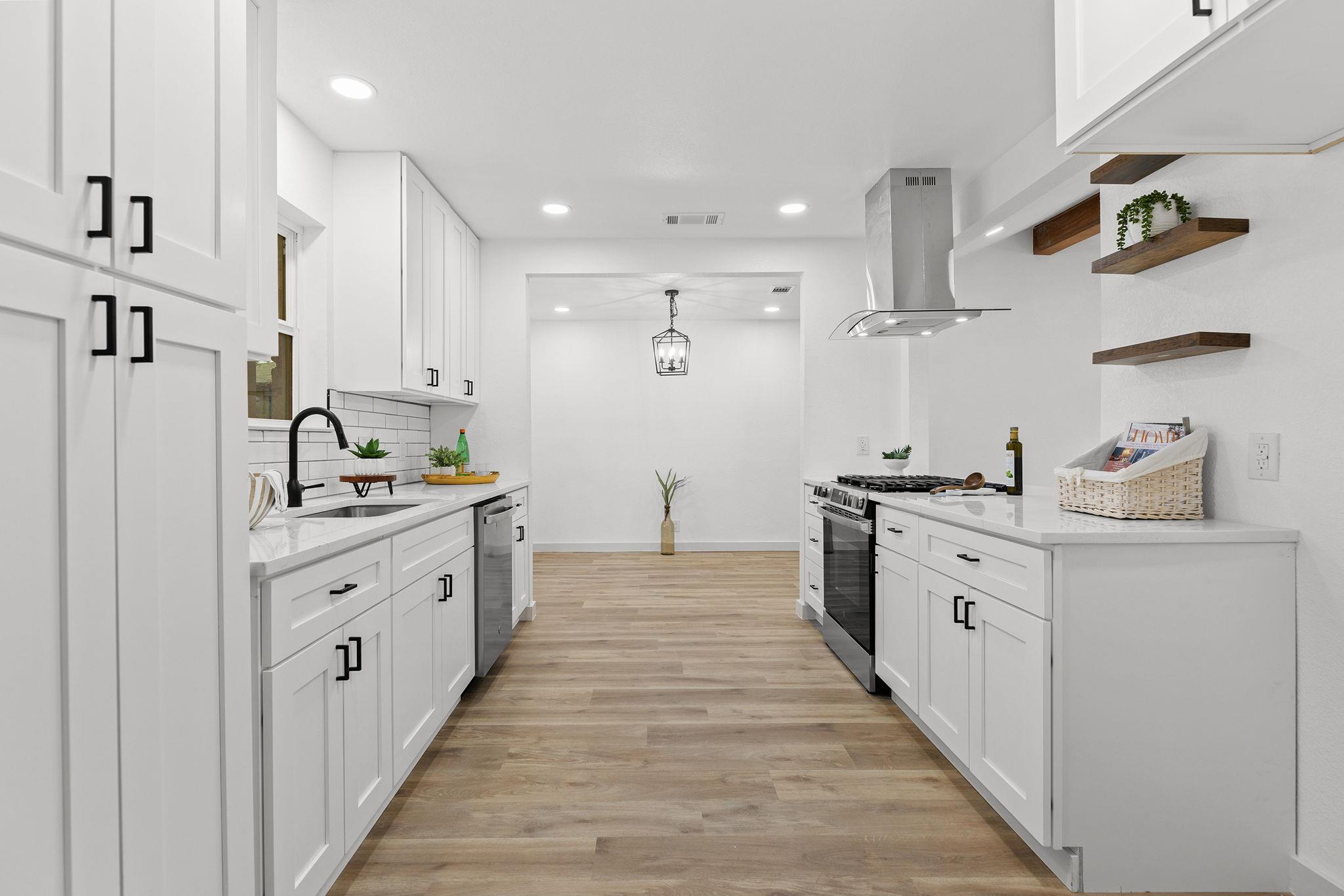 1806 Killarney Dr, Leander, TX 78641